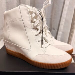 BRAND NEW Sorel Out N About Wedge Sz 9.5